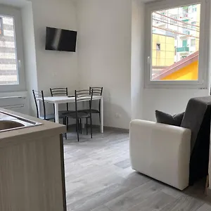 https://home332.hotelitalianriviera.com